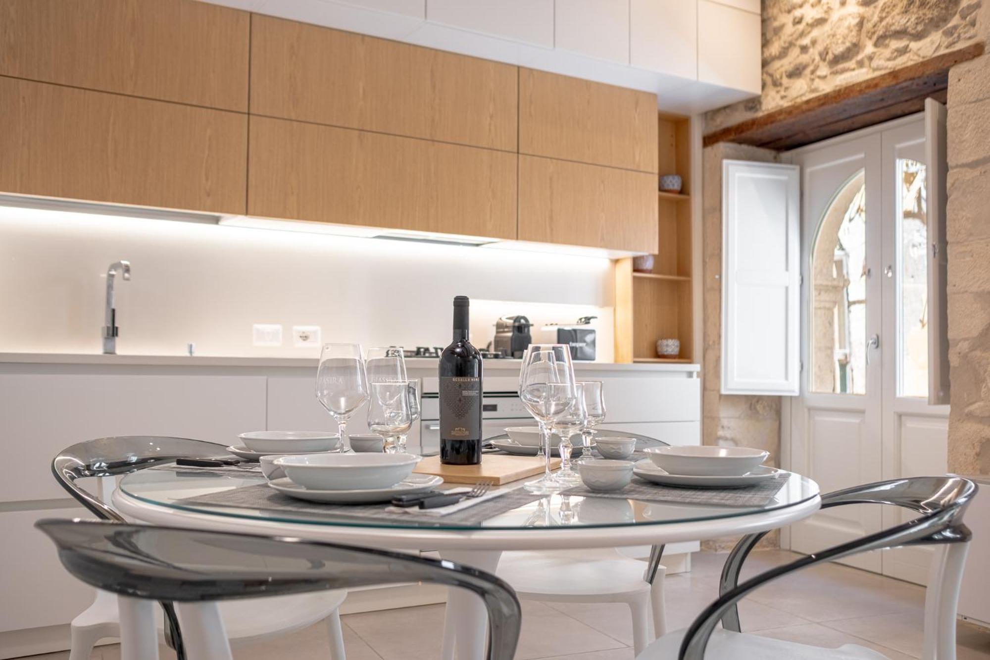 Casa Zummo Ortigia Luxury Apartment Сиракуза Екстериор снимка